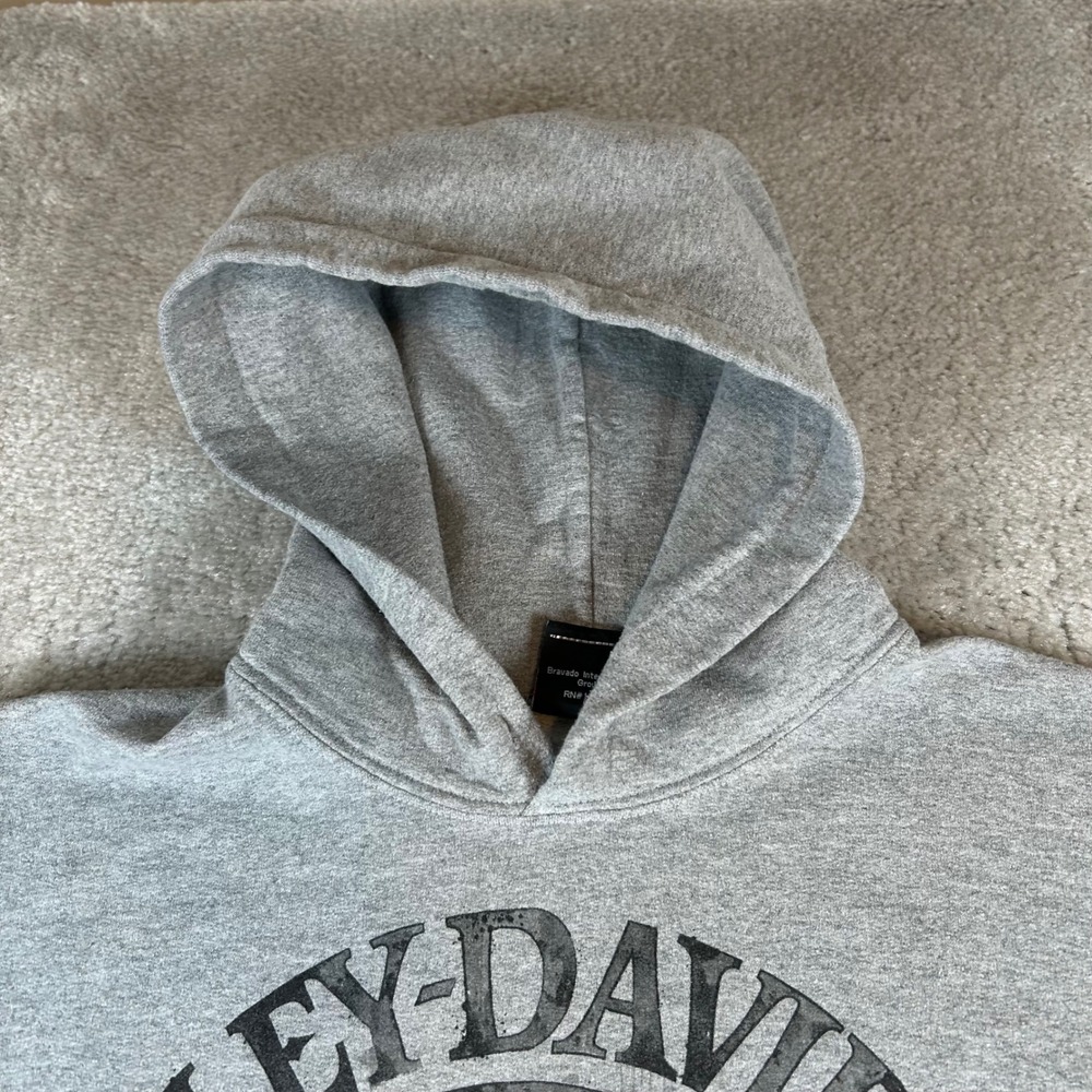 Harley Davidson Hoodie Mens M Gray Willie G Skull Oconomowoc WI Graphic Biker - Picture 2 of 13